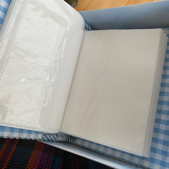 Babies first photo album. - Picture 3 of 4